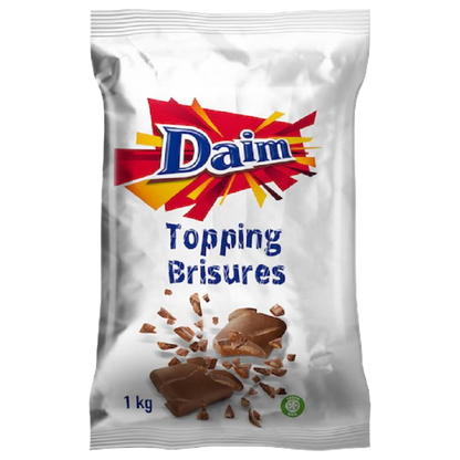 Sachet de brisures de Daim, pratique pour ajouter du croquant et du chocolat aux pâtisseries et desserts